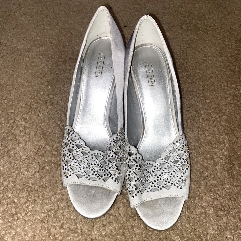 Laura Scott heels